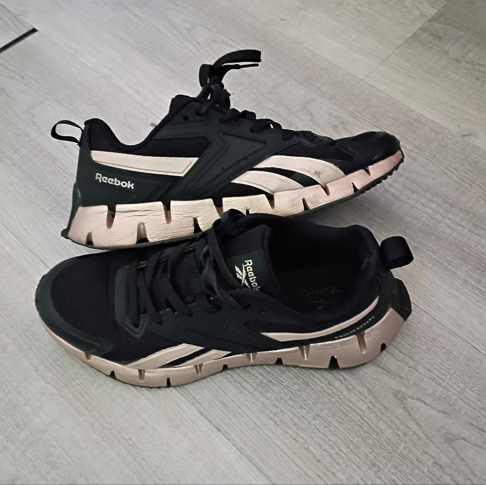 Reebok Ladies Black and Gold Athletic Shoes